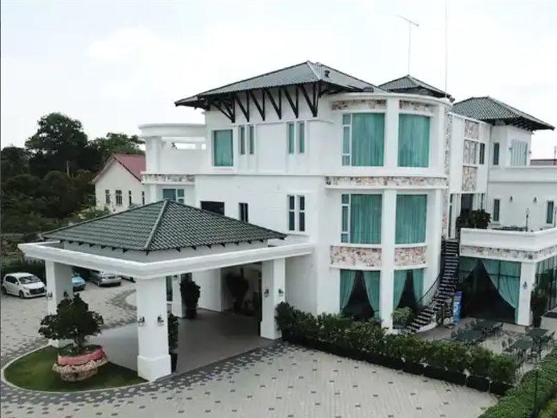 Отель Casa Bianca Клуанг Экстерьер фото